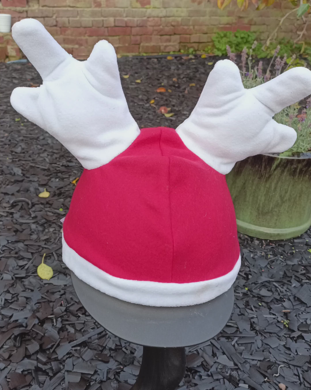 QHP Reindeer Hat