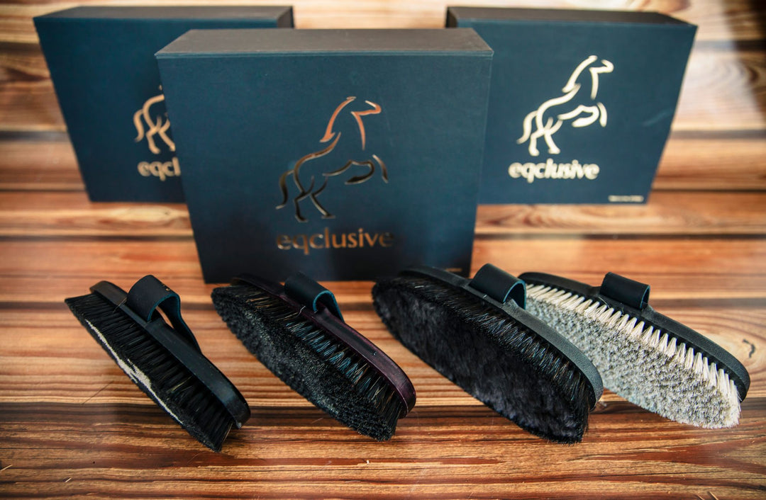 Eqclusive Chestnut Horse Pack ©